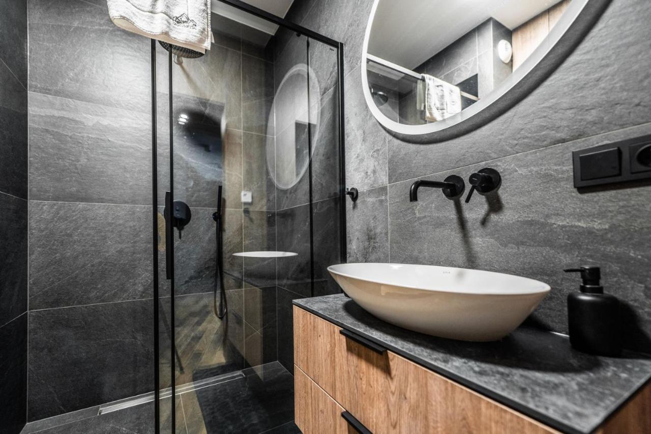 Stonehill24 - Apartament & Spa Szklarska Poreba Luaran gambar
