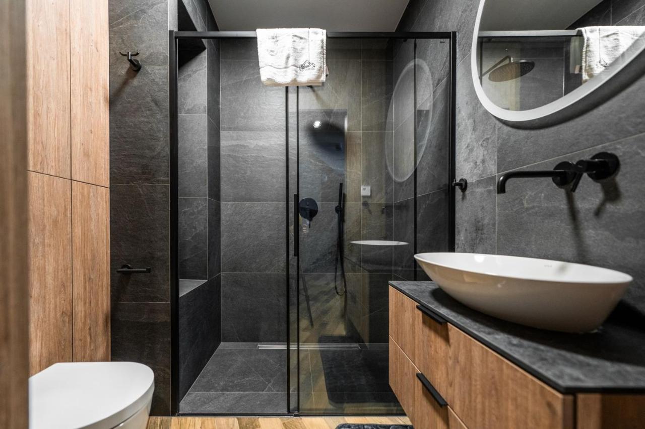 Stonehill24 - Apartament & Spa Szklarska Poreba Luaran gambar